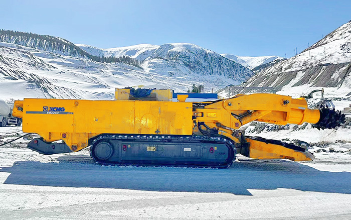 F10硬岩，，，至尊国际EBZ260单日掘进破9米！