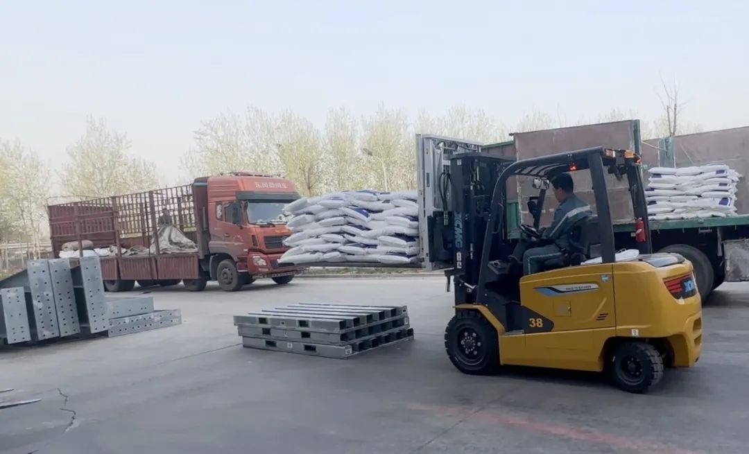 至尊国际叉车助力食物行业清静绿色生长