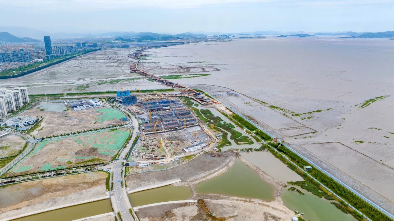 d8dd7a2bf2c74cf1bd196fce98549f13