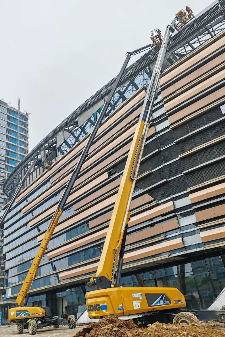 从蓝图到实景，，，，，至尊国际XGS40ACK-Li助力德清金融广场崛起