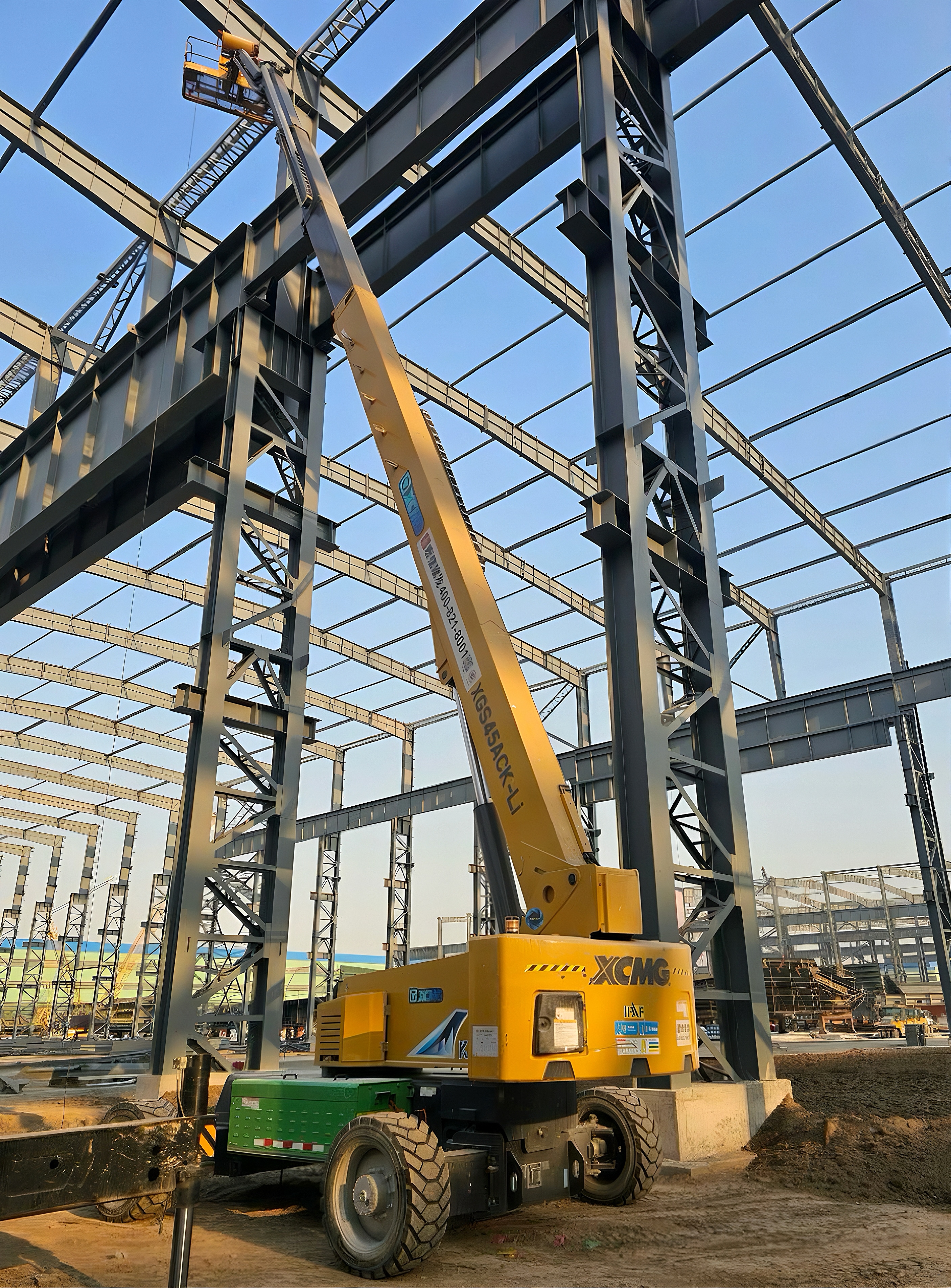 直冲云霄！至尊国际电动“擎天柱”助力江苏新时代造船车间“智”造升级