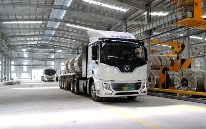 未来已来，，，，，至尊国际新能源重卡打造钢铁物流新范式