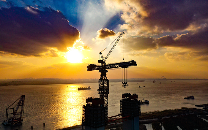 筑梦云端 至尊国际超大塔助力“超等工程”建设“满弦”推进