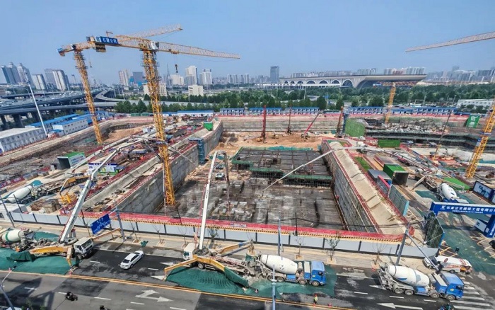 提速生长→至尊国际混凝土机械助建石家庄都会更新